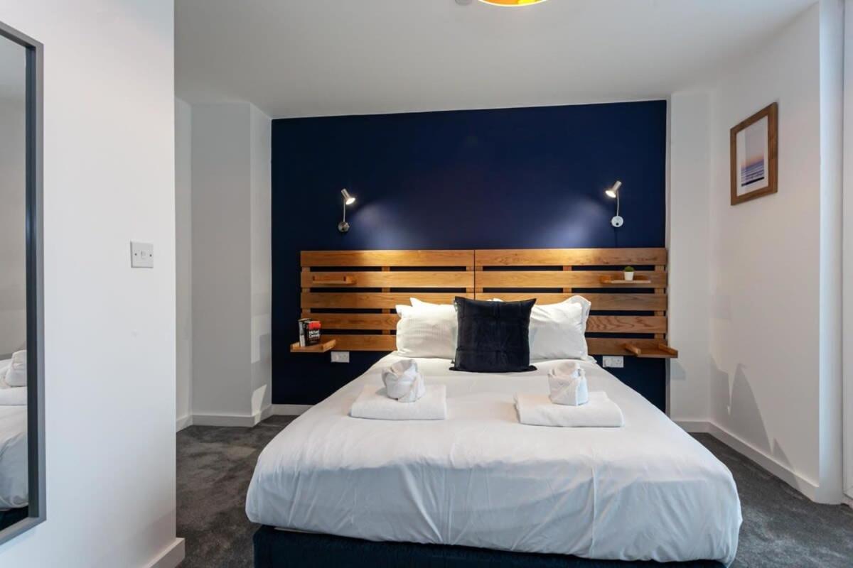 Superb 2 Bed Flat 5Min To Old Trafford Stadium Manchester Kültér fotó